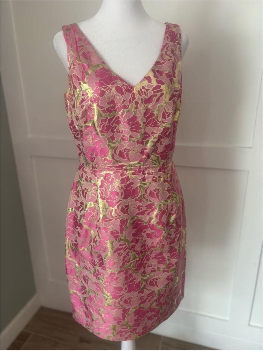Lilly Pulitzer Women's Pink and Gold Dress Size 8